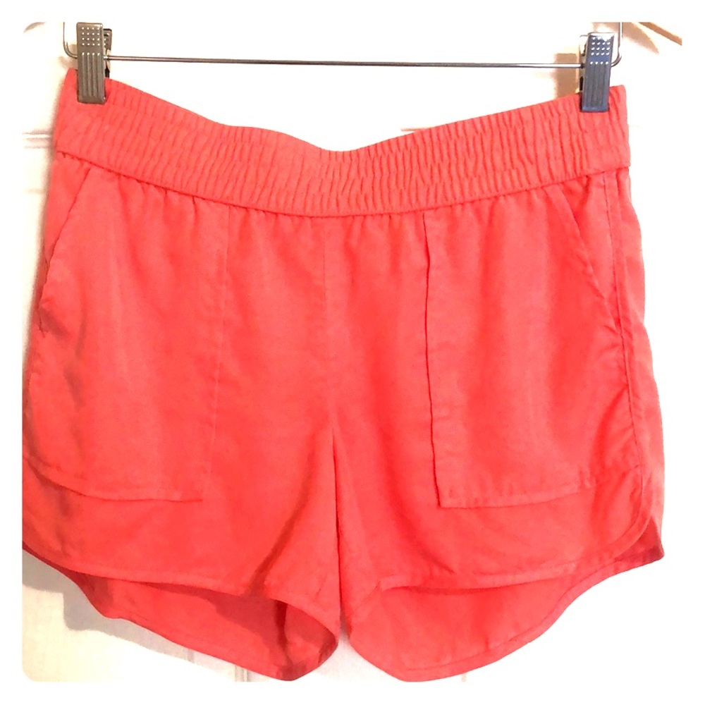 💖Banana Republic Coral Shorts